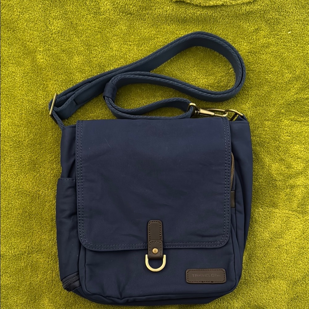 Travelon Navy Crossbody Bag